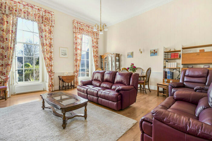 1 Bedroom Apartment For Sale In Kings End, Bicester, OX26
