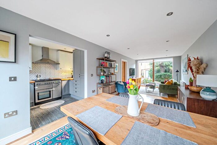 3 Bedroom End Of Terrace House For Sale In Admiral Place, Effingham Road, London, N8