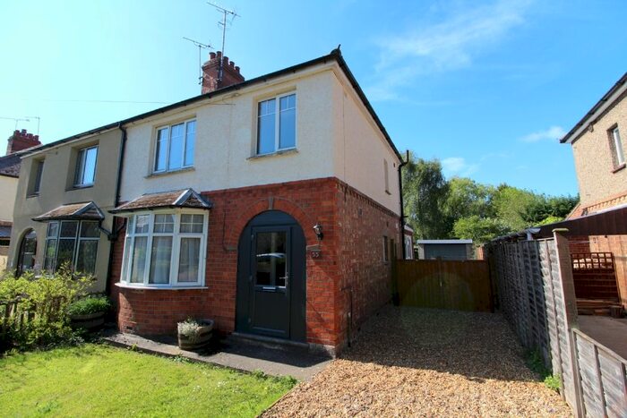 3 Bedroom Semi-Detached House To Rent In Lakes Lane, Newport Pagnell, Buckinghamshire, MK16