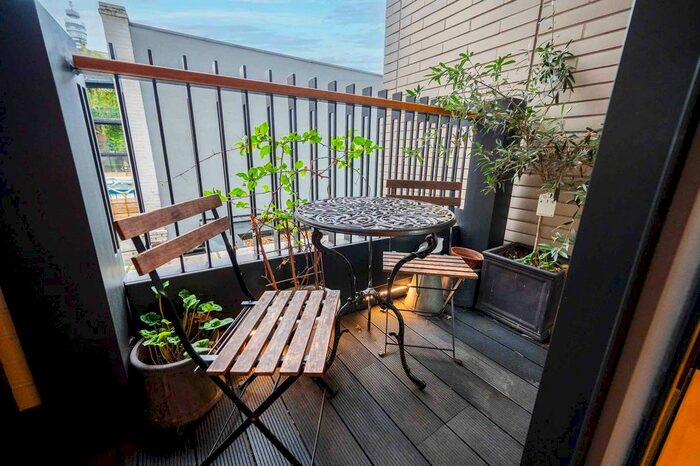 1 Bedroom Flat To Rent In Newman Street, Fitzrovia, London, W1T