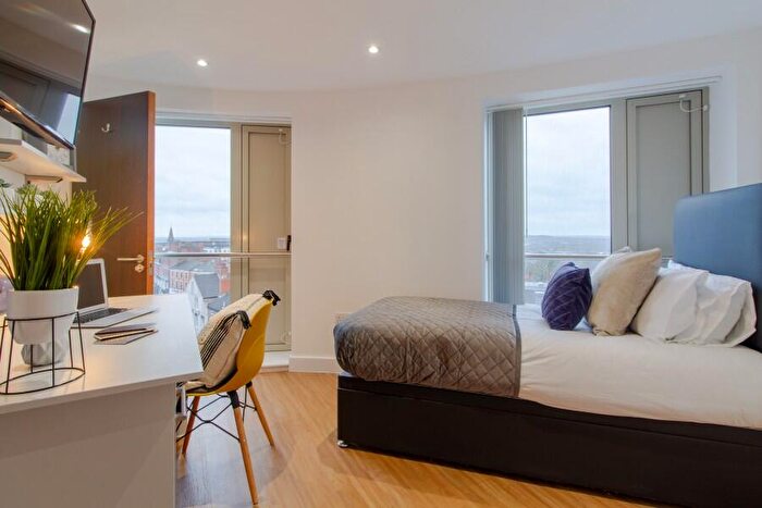 Studio To Rent In Deluxe Studio Orbital House, NG7