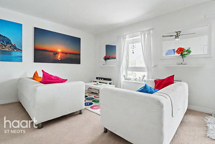 2 Bedroom Apartment For Sale In Marbled White Court, St Neots, PE19
