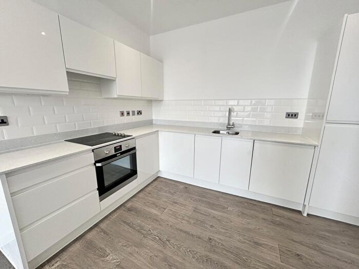 2 Bedroom Apartment To Rent In Victoria Mill, Miles Platting, M40