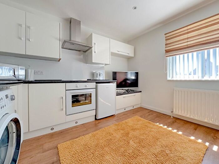 1 Bedroom Detached House To Rent In Gloucester Road, Almondsbury, Bristol, Gloucestershire, BS32