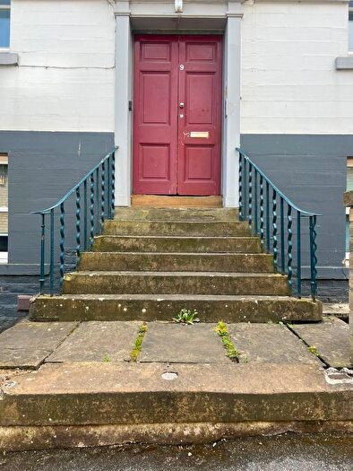 1 Bedroom Flat To Rent In Bath Street, Huddersfield, HD1