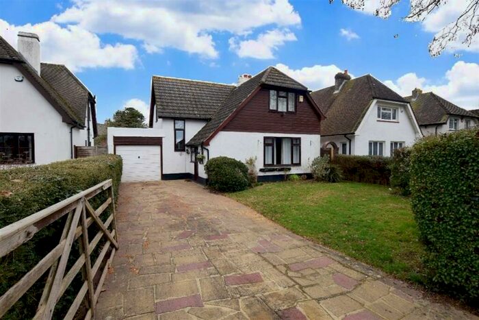 4 Bedroom Detached House To Rent In Northwyke Road, Felpham, Bognor Regis, PO22