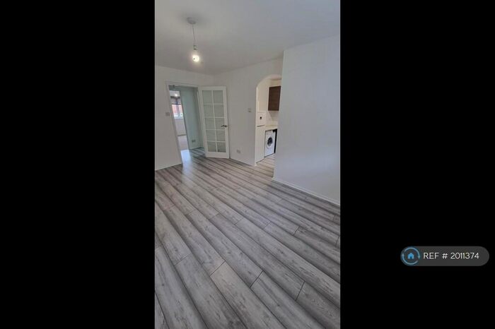 1 Bedroom Flat To Rent In Pempath Place, Wembley, HA9