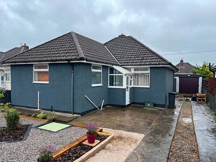 2 Bedroom Detached Bungalow For Sale In Newbourne Road, BS22