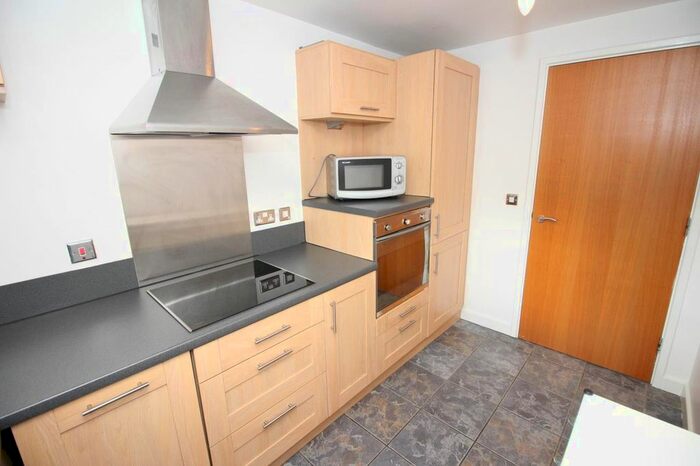 2 Bedroom Flat To Rent In Baltic Quays, Gateshead Quays, Gateshead, NE8
