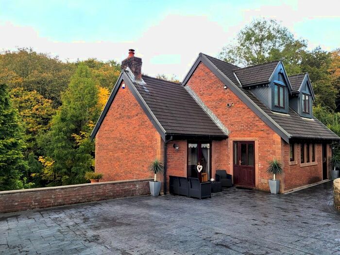 5 Bedroom Detached House For Sale In Balaclava Road, Glais, Swansea, SA7