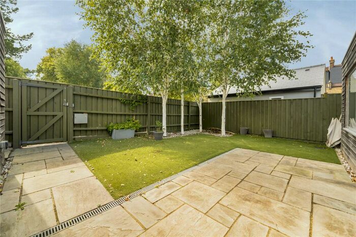 2 Bedroom House To Rent In Henley Road, London, NW10