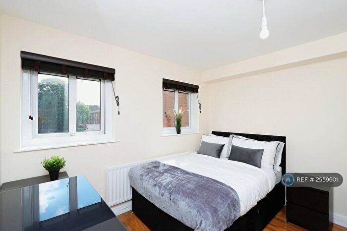 3 Bedroom Flat To Rent In Leigh Road, Birmingham, B8