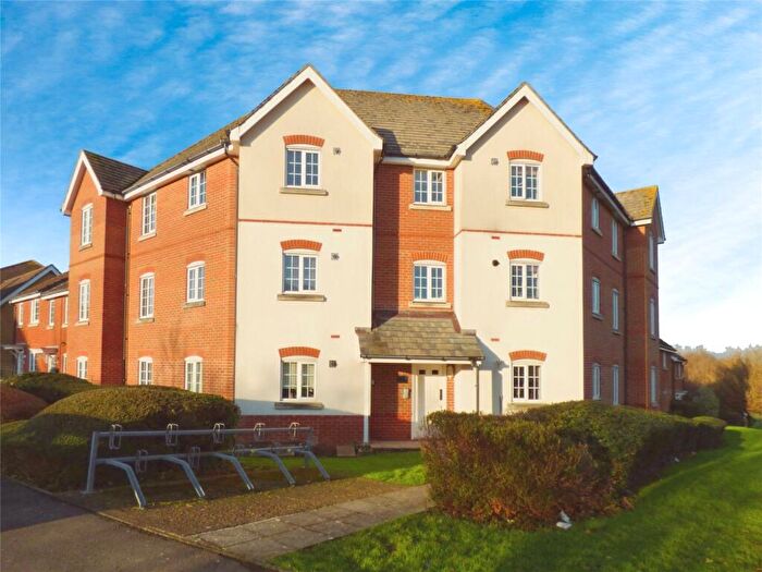 2 Bedroom Apartment For Sale In Silver Birch Way, Whiteley, Fareham, PO15