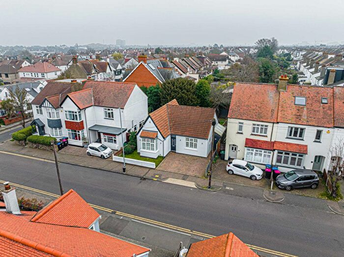 2 Bedroom Detached Bungalow For Sale In Nelson Road, Leigh-On-Sea, SS9