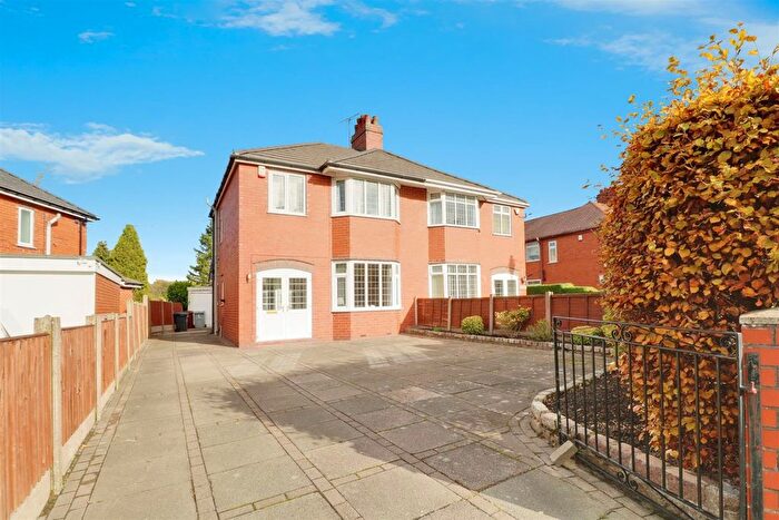 3 Bedroom Semi Detached House For Sale In Portland Drive, Scholar Green, ST7