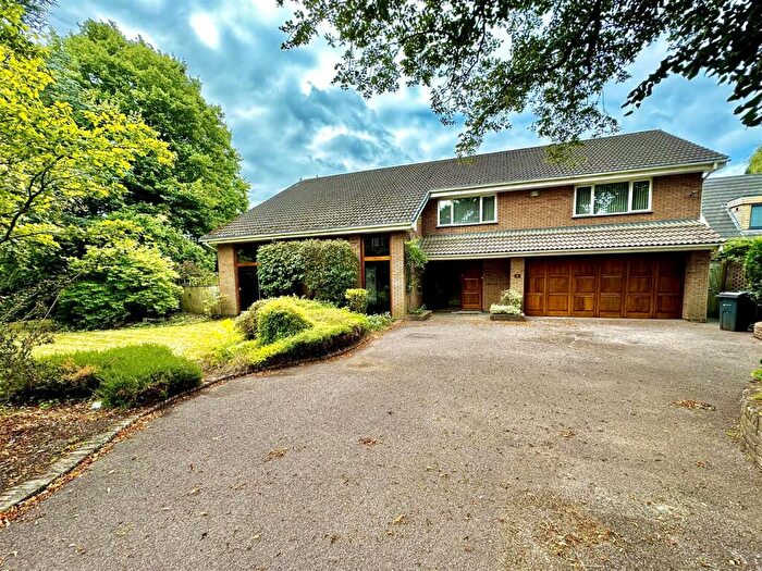5 Bedroom Detached House To Rent In Heather Court Gardens, Four Oaks Estate, B74