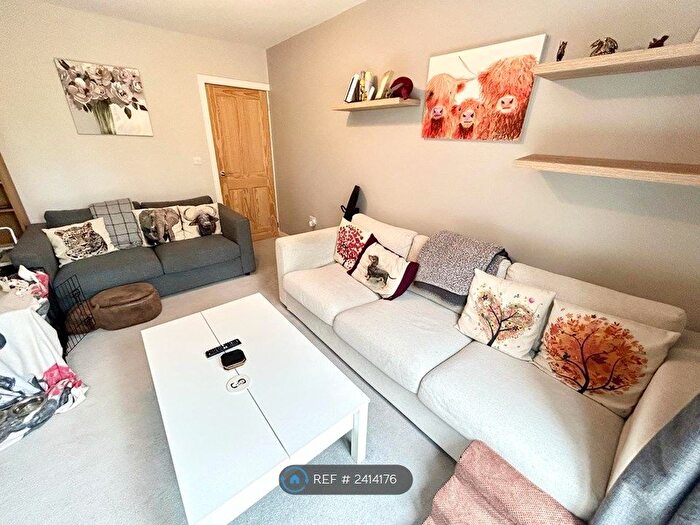 3 Bedroom Terraced House To Rent In Manor Park Crescent, Sheffield, S2