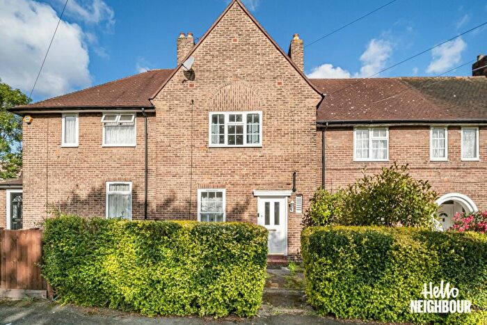 2 Bedroom Terraced House To Rent In Roundtable Road, Bromley, BR1