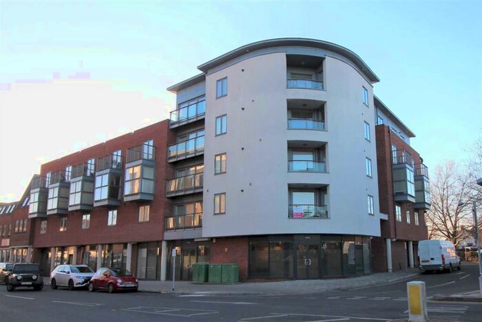 1 Bedroom Apartment To Rent In Thompson Court, Broomfield Road, Chelmsford, CM1
