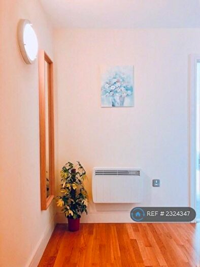 1 Bedroom Flat To Rent In Wharfside Point South, London, E14