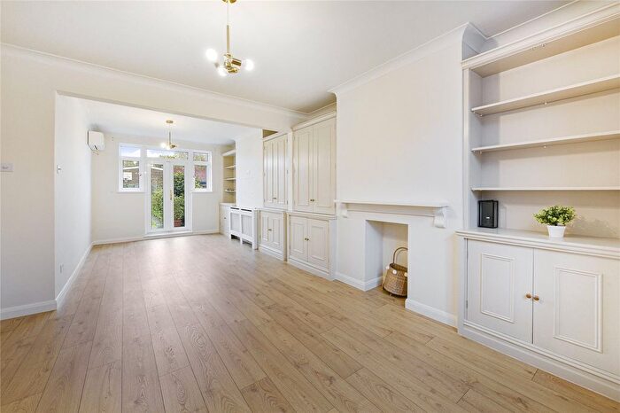 3 Bedroom Terraced House To Rent In Sulivan Road, London, SW6