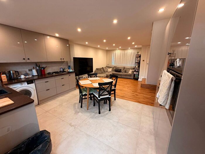 3 Bedroom End Terrace House To Rent In Crayford Close, London, E6