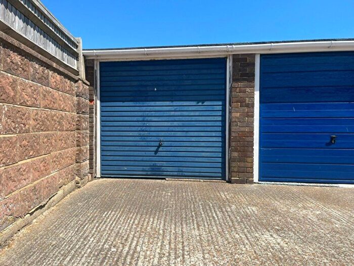 Garage / Parking To Rent In St Roberts Lodge, Sompting Road, Lancing, BN15