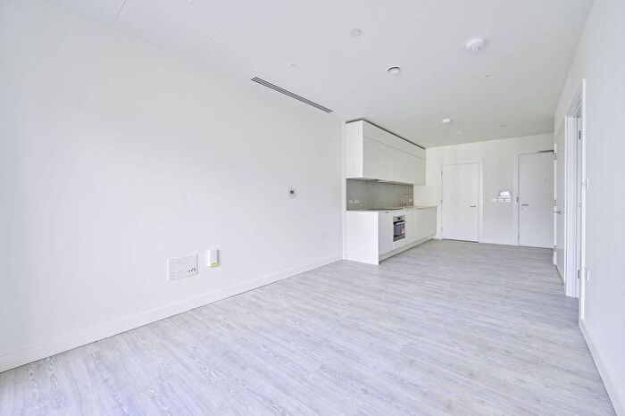 1 Bedroom Flat To Rent In Xavier Building, Stratford, London, E20