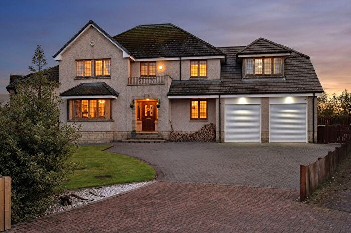 5 Bedroom Detached House For Sale In Blinkbonny Gardens, Breich, EH55