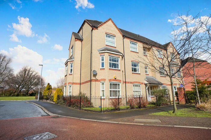 2 Bedroom Property To Rent In Templeton Drive, Fearnhead, WA2