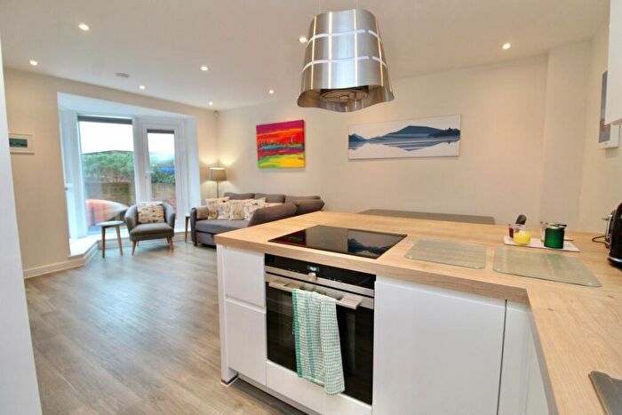 2 Bedroom Apartment For Sale In Ainslie Place, Lymington, SO41