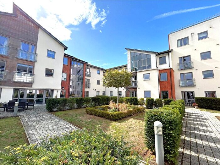2 Bedroom Retirement Property For Sale In Kings Place, Fleet, Hampshire, GU51