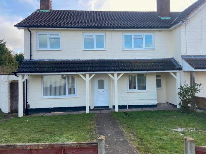 4 Bedroom Property To Rent In Wyatt Road, Falcon Lodge, Birmingham, B75