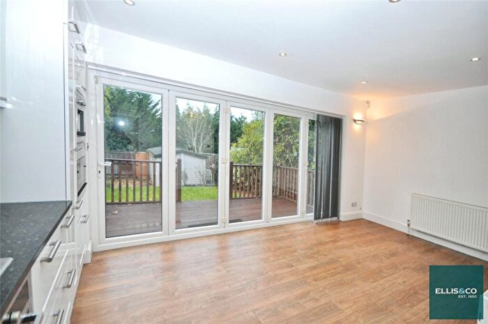 4 Bedroom House To Rent In Stanhope Avenue, Finchley, N3