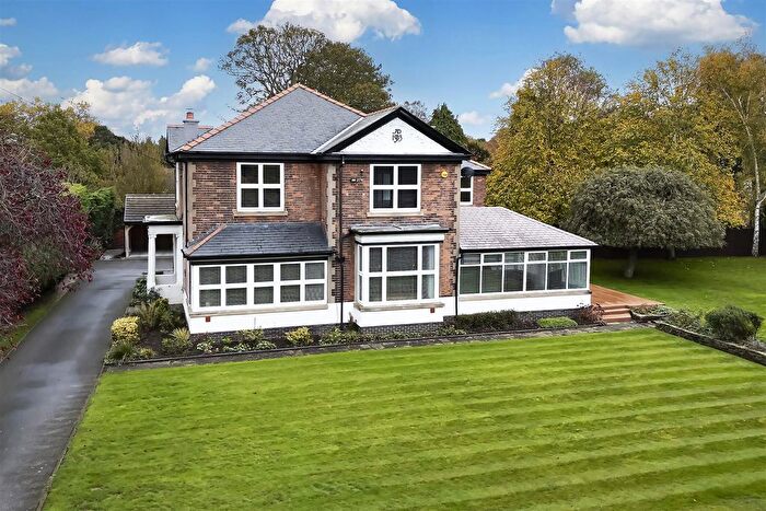 5 Bedroom Detached House For Sale In Station Walk, Cottingham, HU16