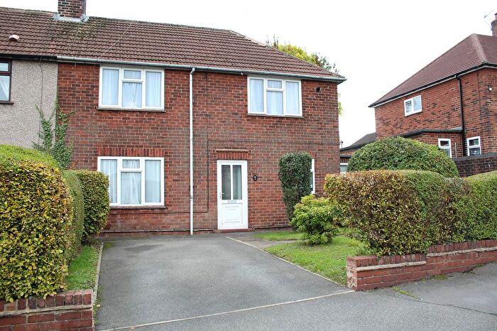 3 Bedroom Semi-Detached House For Sale In Elms Avenue, Alfreton, Derbyshire., DE55