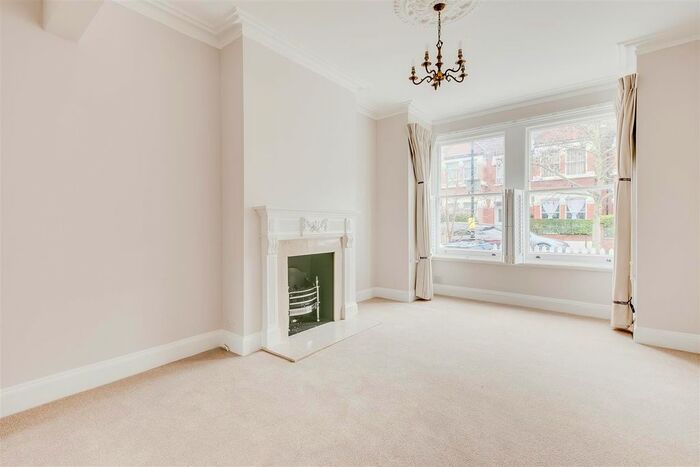 3 Bedroom Terraced House To Rent In Fielding Road, London W4