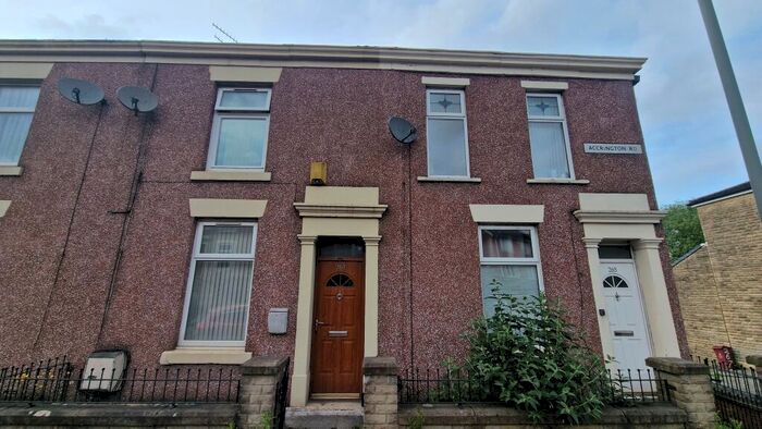 2 Bedroom House To Rent In Accrington Road, BB1