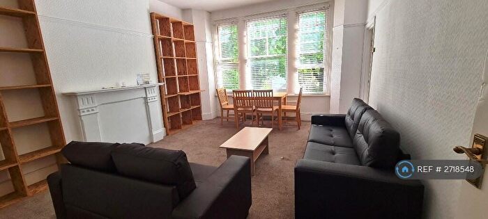1 Bedroom Flat To Rent In Crouch Hill, London, N8