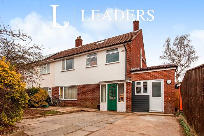 1 Bedroom Apartment To Rent In Mongomery Road, CB4