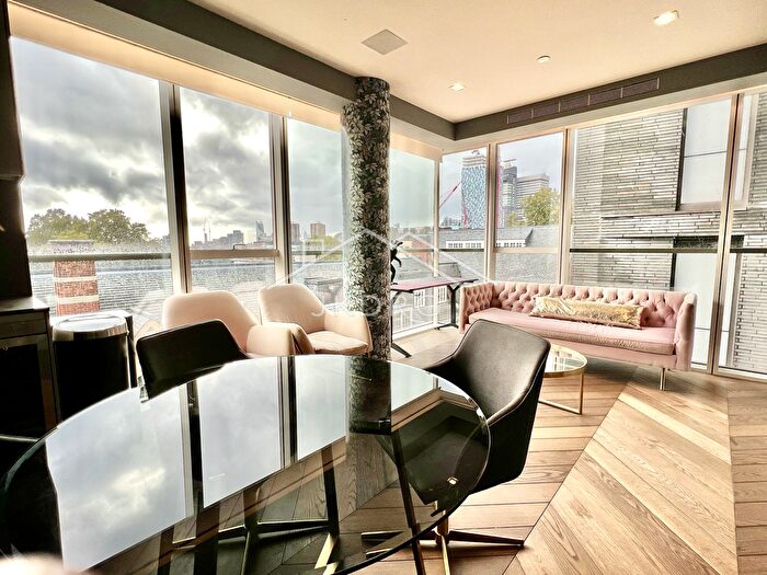 2 Bedroom Flat To Rent In Earls Way, London, SE1