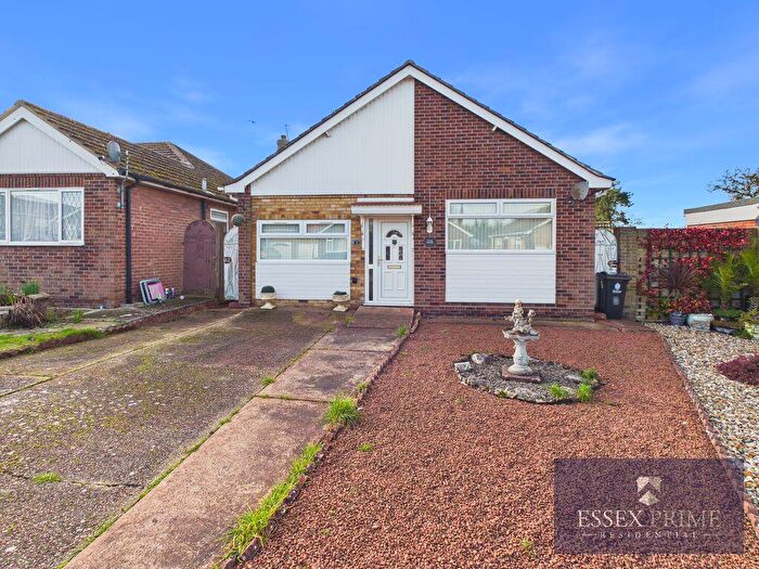 3 Bedroom Bungalow For Sale In Three Bedroom Detached Bungalow, Holland - On -Sea, CO15