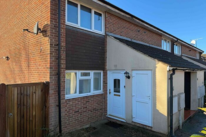 1 Bedroom Terraced House To Rent In Boleyn Walk, Leatherhead, Surrey, KT22