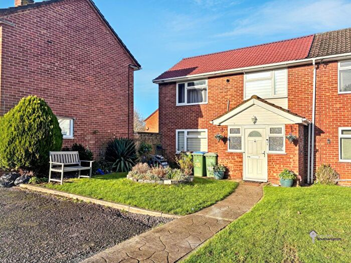 2 Bedroom Semi Detached House For Sale In Hinkler Road, SO19