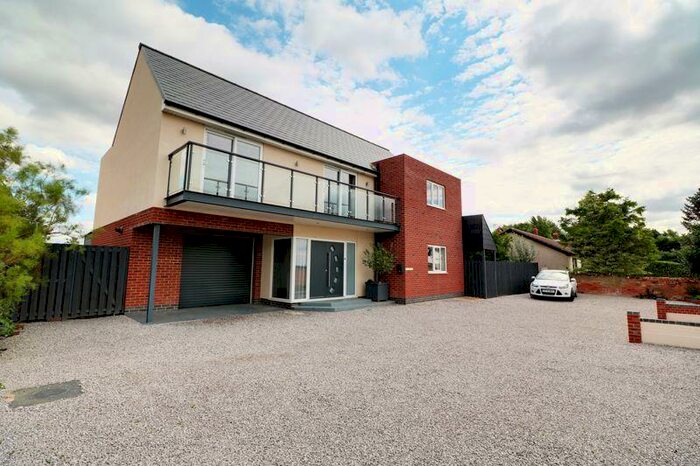 4 Bedroom Detached House For Sale In Drainhead, Owston Ferry Doncaster, DN9