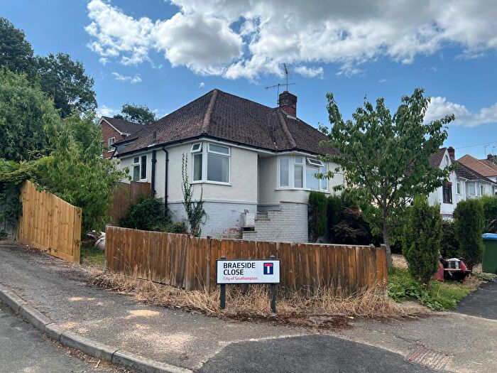 2 Bedroom Bungalow To Rent In Braeside Road, Bitterne, SO19