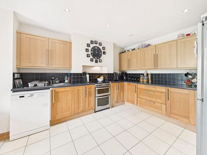 3 Bedroom Semi-Detached House For Sale In Mavis Road, Birmingham, B31