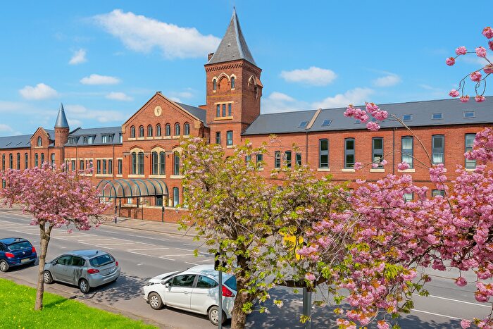 1 Bedroom Flat To Rent In New Road, Rochester, ME1