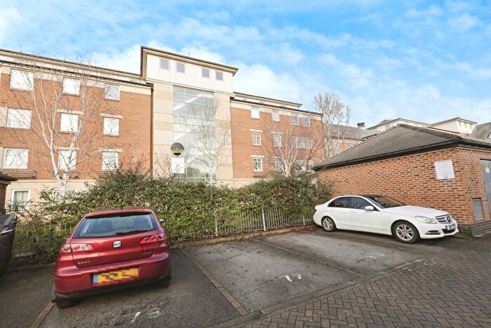 2 Bedroom Flat For Sale In Hospital Fields Road, York, North Yorkshire, YO10