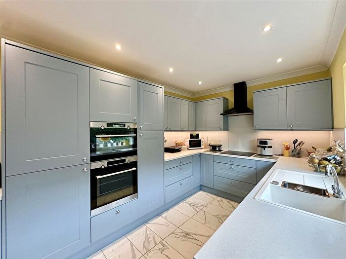 5 Bedroom Chalet For Sale In Greenways, Bexhill-On-Sea, TN39